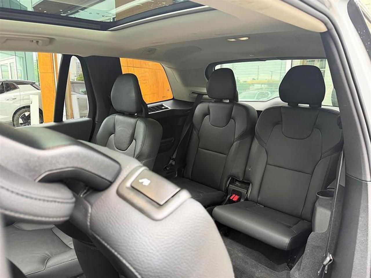 2024 Volvo XC90 Recharge T8 Plus   6 Seat   HK   PHEV   AWD   Clean Photo