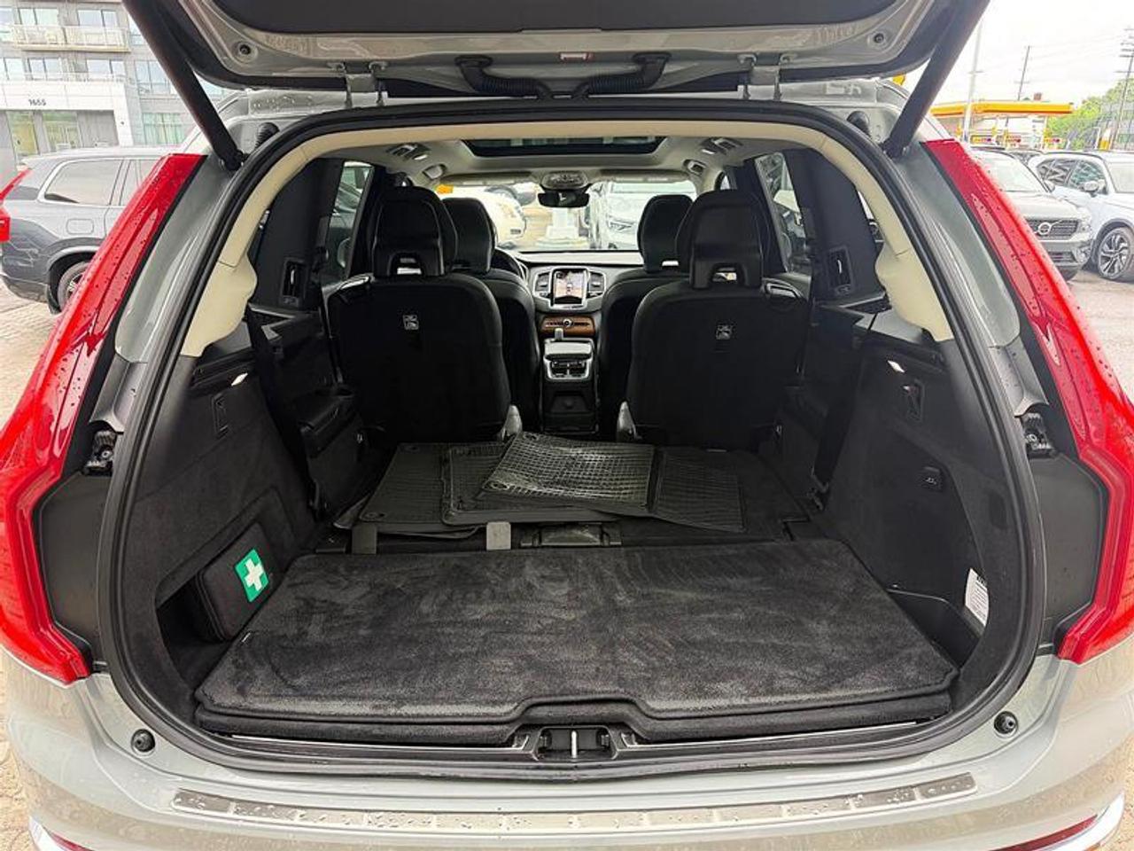 2024 Volvo XC90 Recharge T8 Plus   6 Seat   HK   PHEV   AWD   Clean Photo