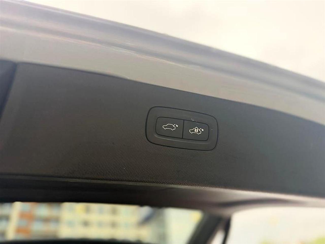 2024 Volvo XC90 Recharge T8 Plus   6 Seat   HK   PHEV   AWD   Clean Photo