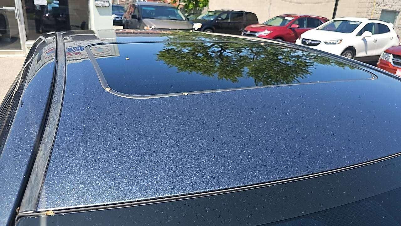2019 Toyota Corolla LE Photo