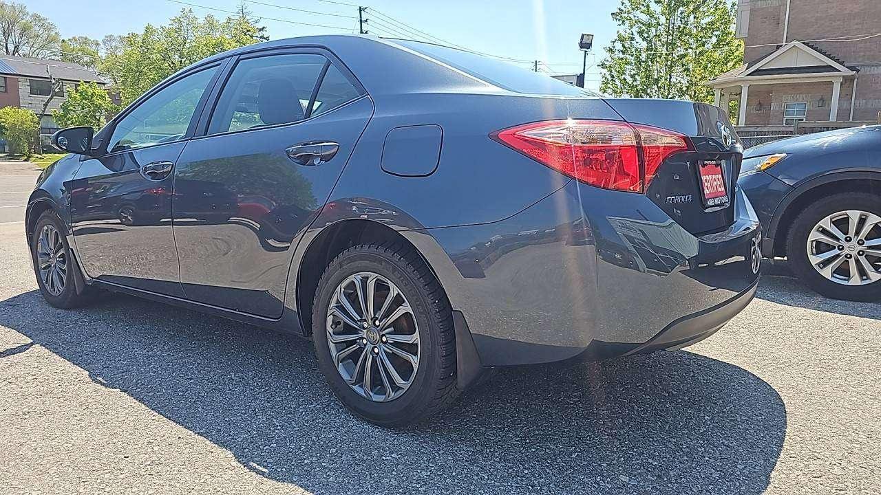 2019 Toyota Corolla LE Photo