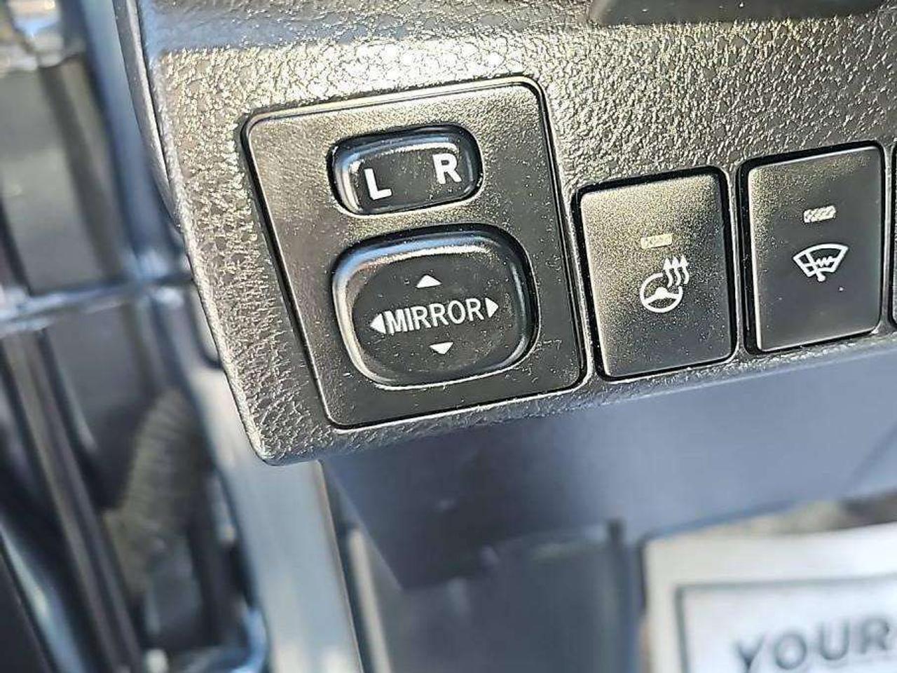 2019 Toyota Corolla LE Photo