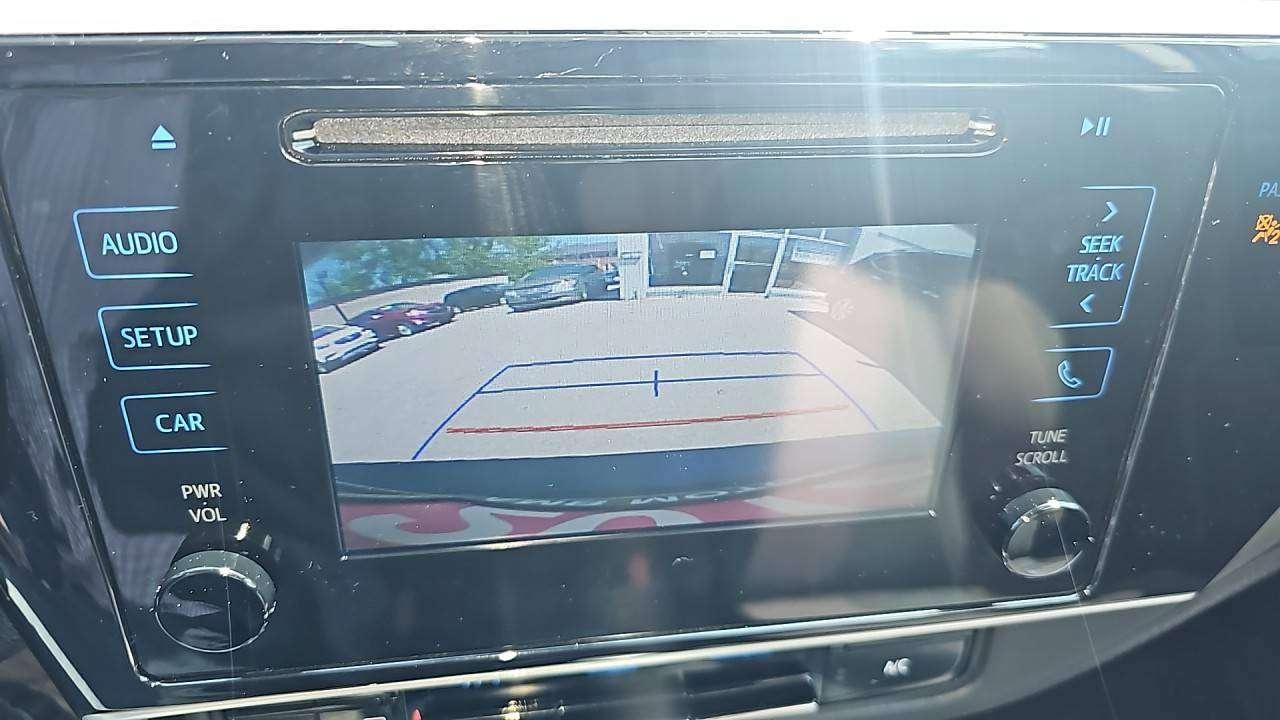 2019 Toyota Corolla LE Photo