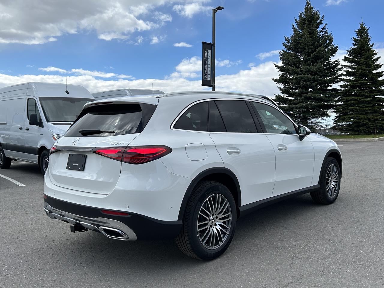 2026 Mercedes-Benz GLC GLC 300 Photo