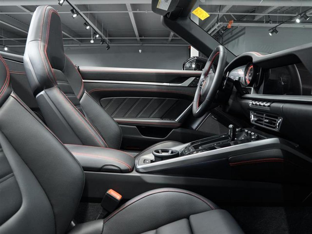 2022 Porsche 911 Turbo S Cabriolet PDK Photo
