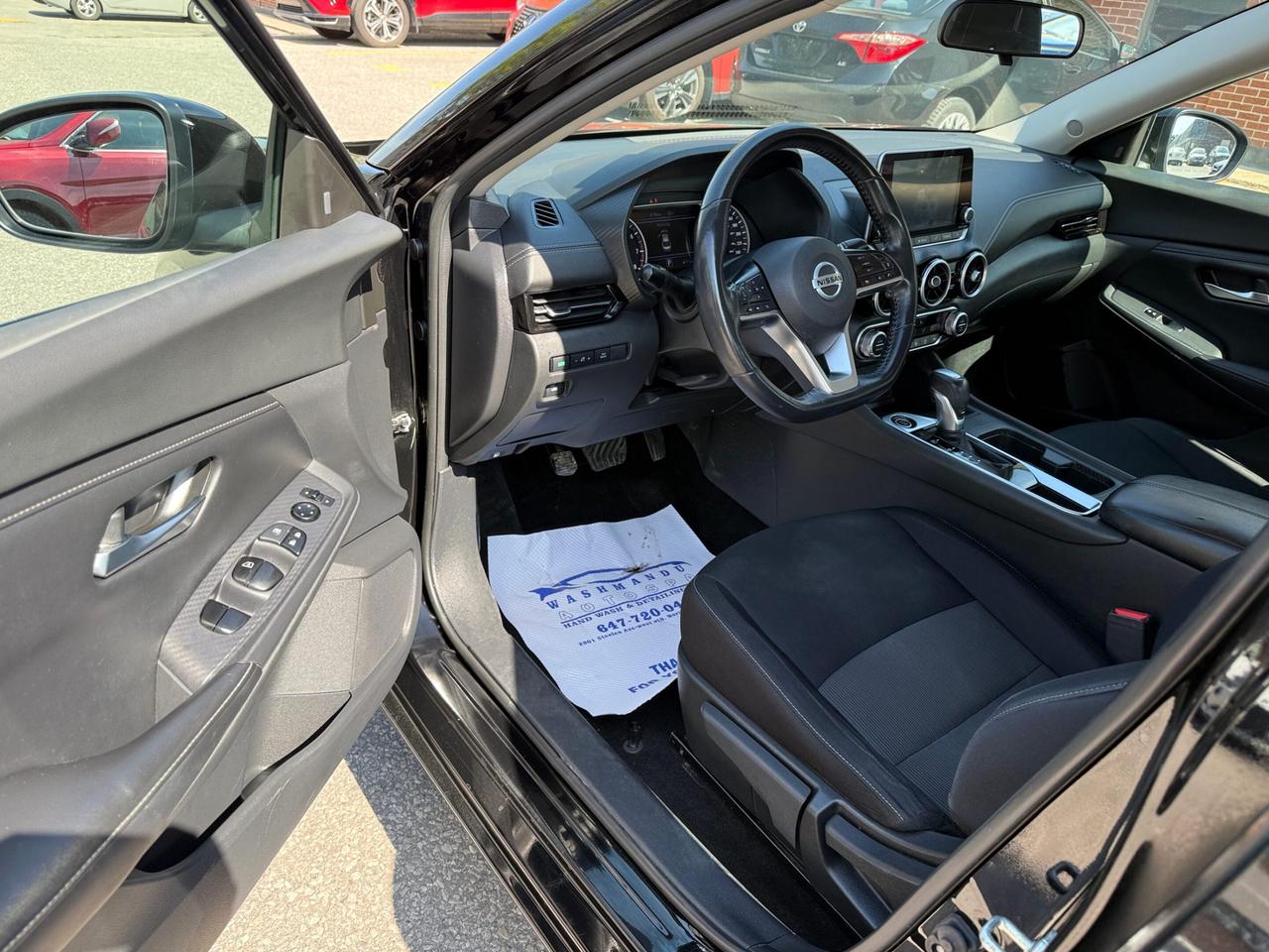 2020 Nissan Sentra SV CVT, PUSH BUTTON START, ALLOY WHEELS Photo