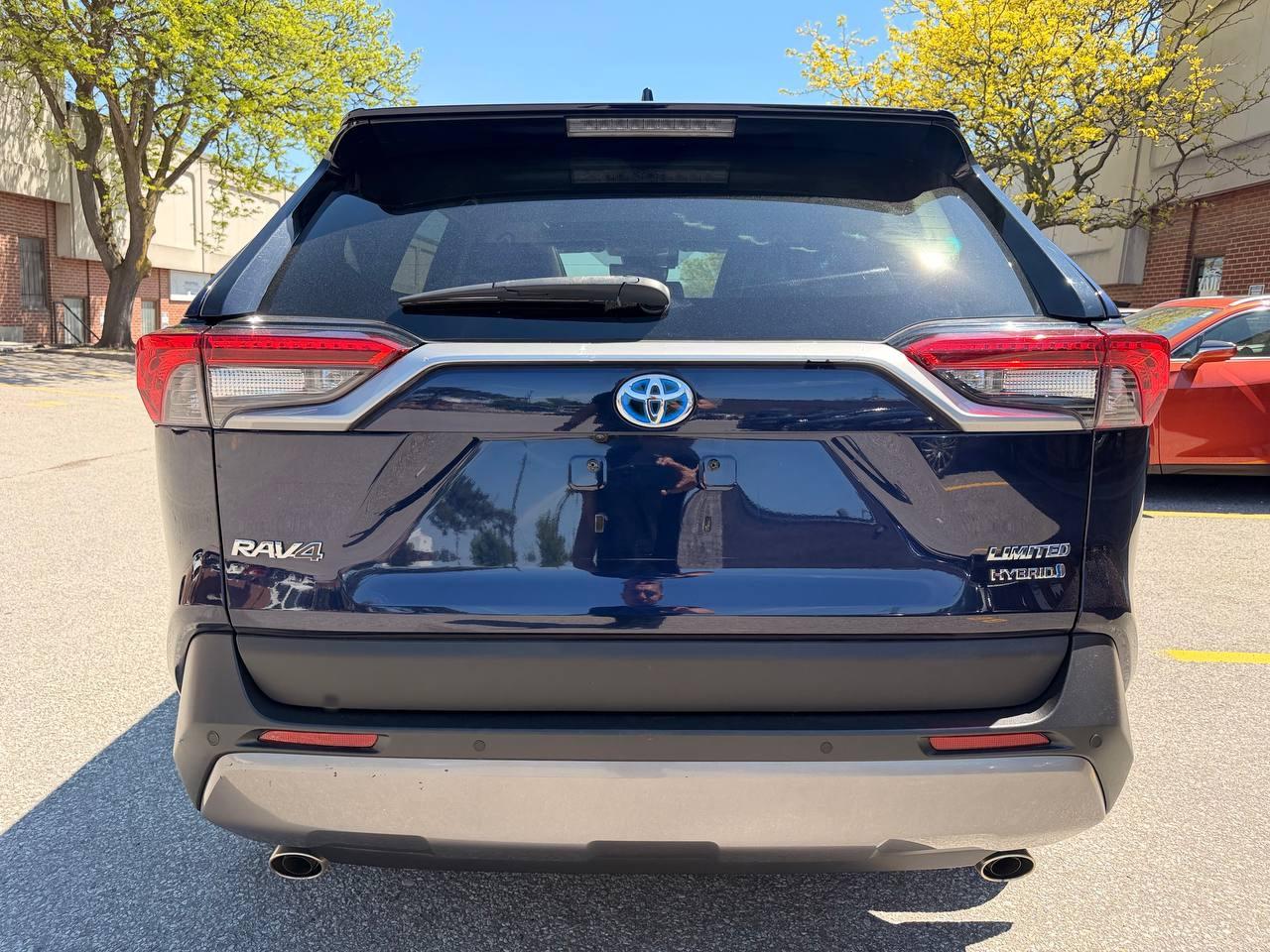 2020 Toyota RAV4 Hybrid Limited AWD, NAV, JBL , LEATHER, SUNROOF Photo