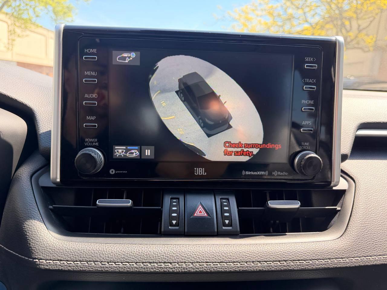 2020 Toyota RAV4 Hybrid Limited AWD, NAV, JBL , LEATHER, SUNROOF Photo
