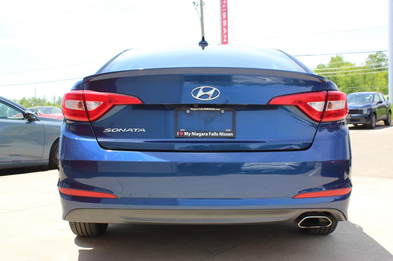 2015 Hyundai Sonata 2.4L GL Photo