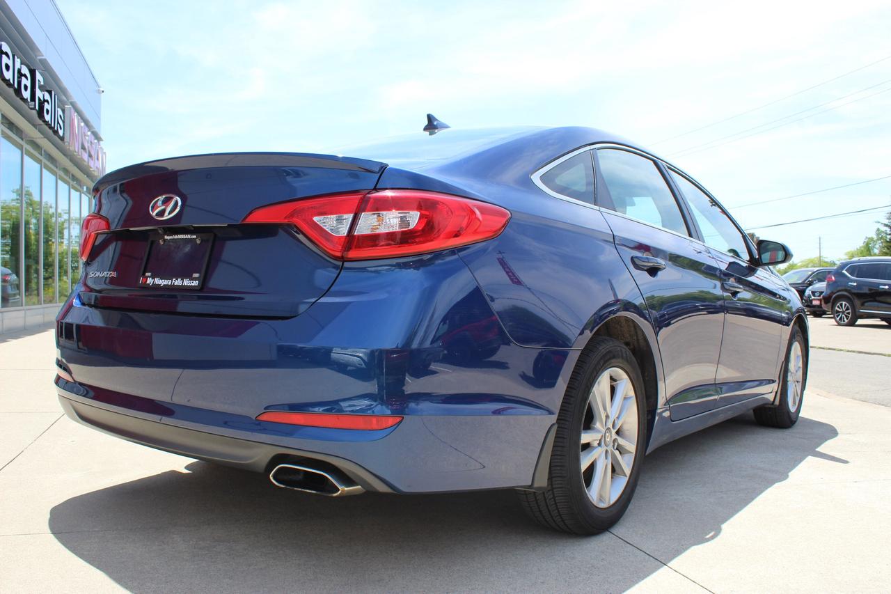 2015 Hyundai Sonata 2.4L GL Photo