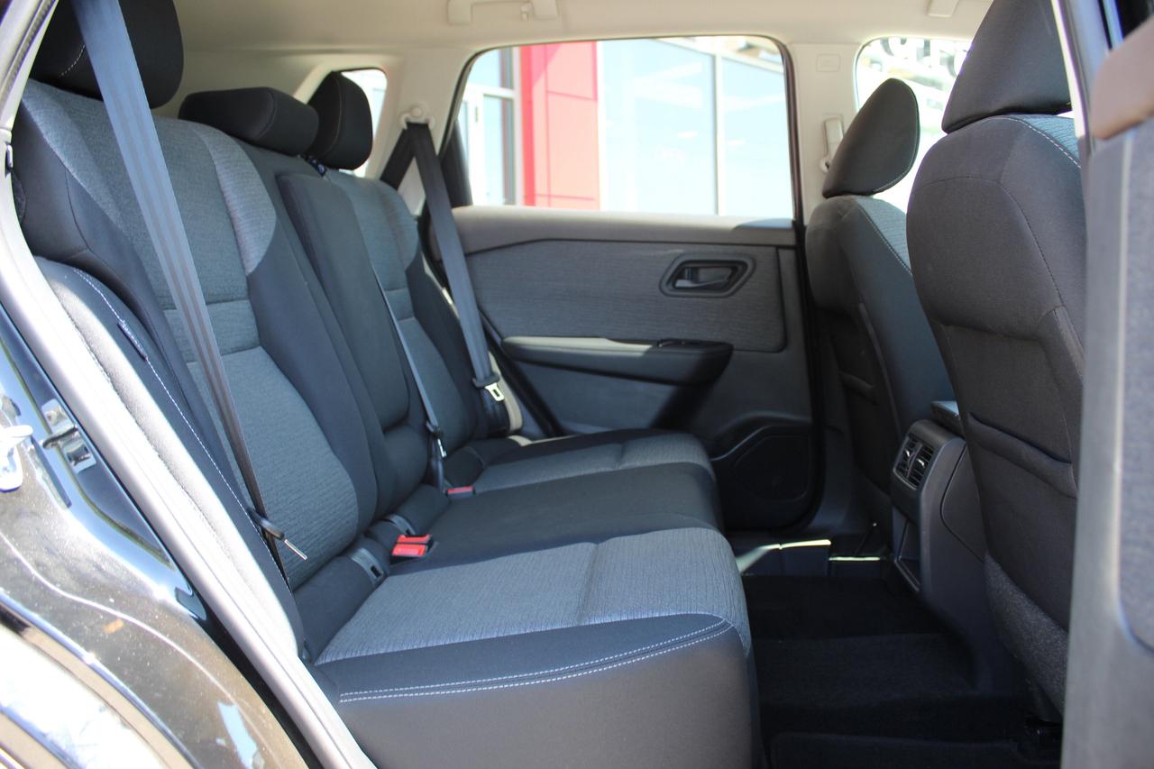 2021 Nissan Rogue 1-OWNER, ONLY 29,000 KILO,AWD Photo