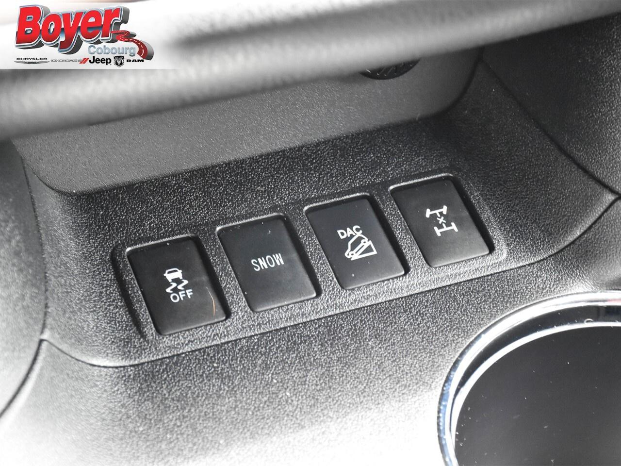 2014 Toyota Highlander AWD 4DR XLE Photo