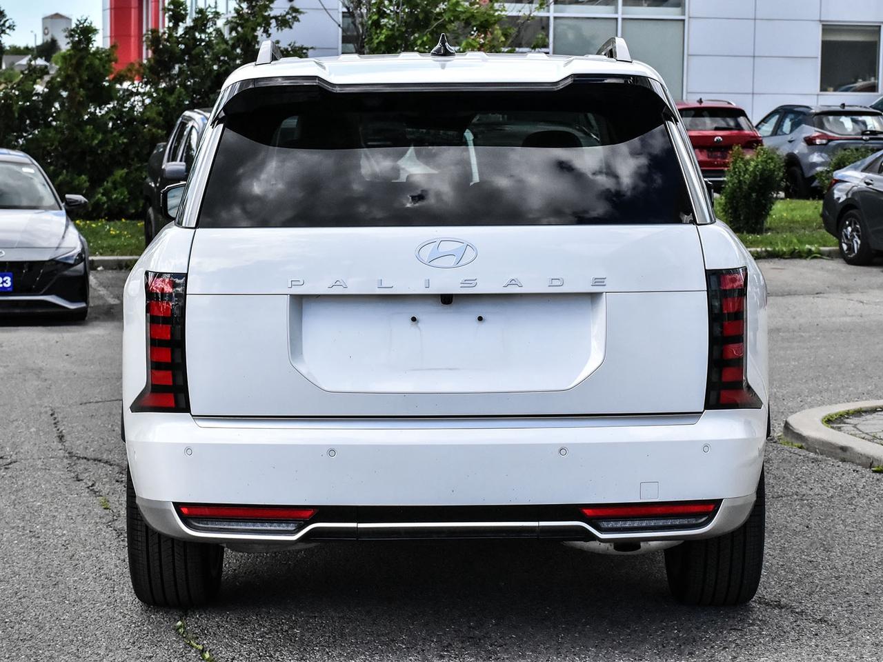 2026 Hyundai PALISADE Ultimate Calligraphy AWD demo used Photo4