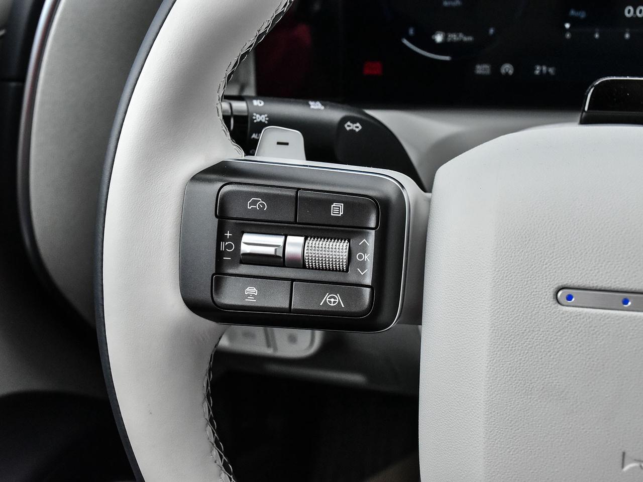 2026 Hyundai PALISADE Ultimate Calligraphy AWD demo used Photo