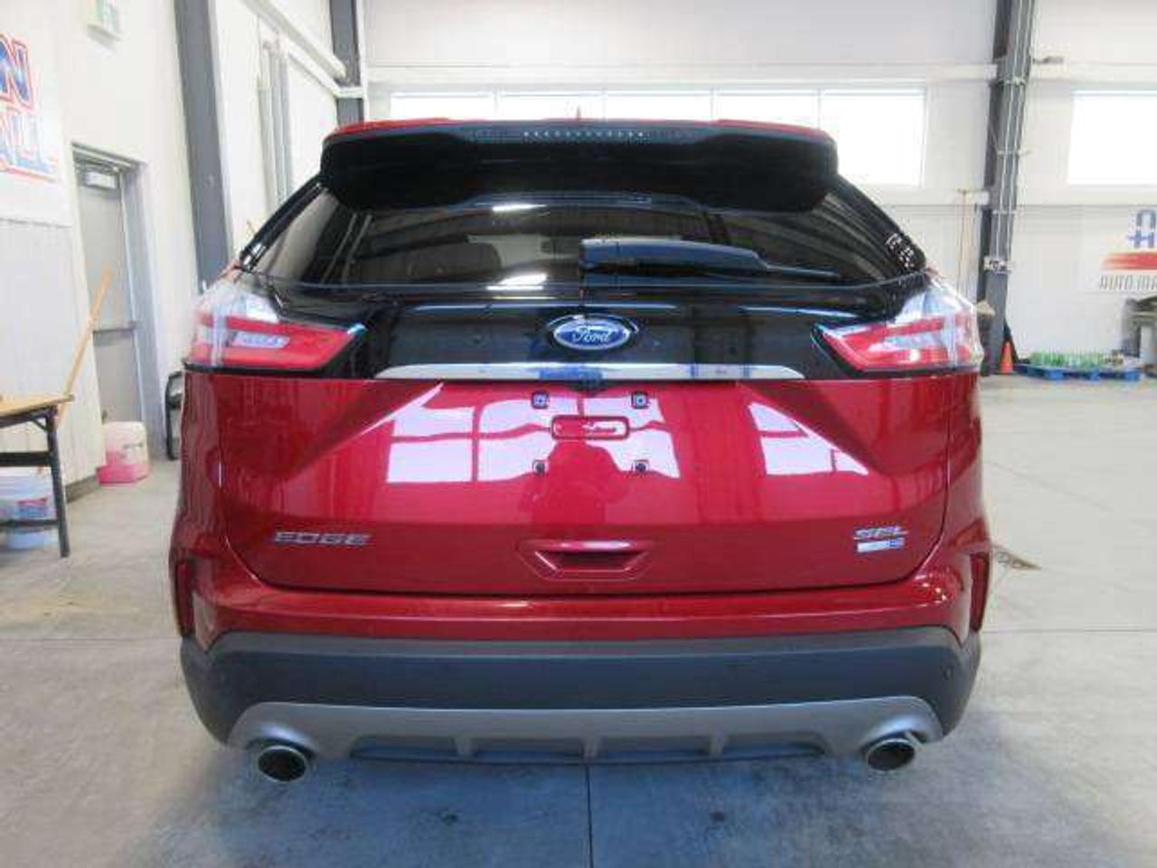 2020 Ford Edge SEL AWD, NAV, HTD. SEATS, APPLE/ANDROID, 97K! Photo