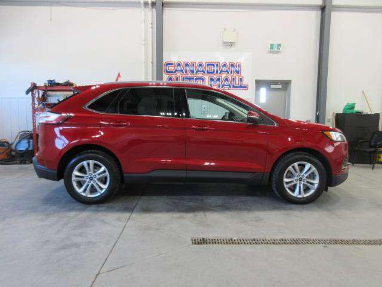 2020 Ford Edge SEL AWD, NAV, HTD. SEATS, APPLE/ANDROID, 97K! Photo