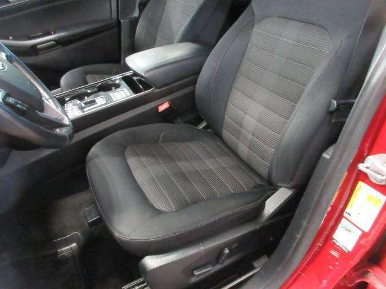 2020 Ford Edge SEL AWD, NAV, HTD. SEATS, APPLE/ANDROID, 97K! Photo