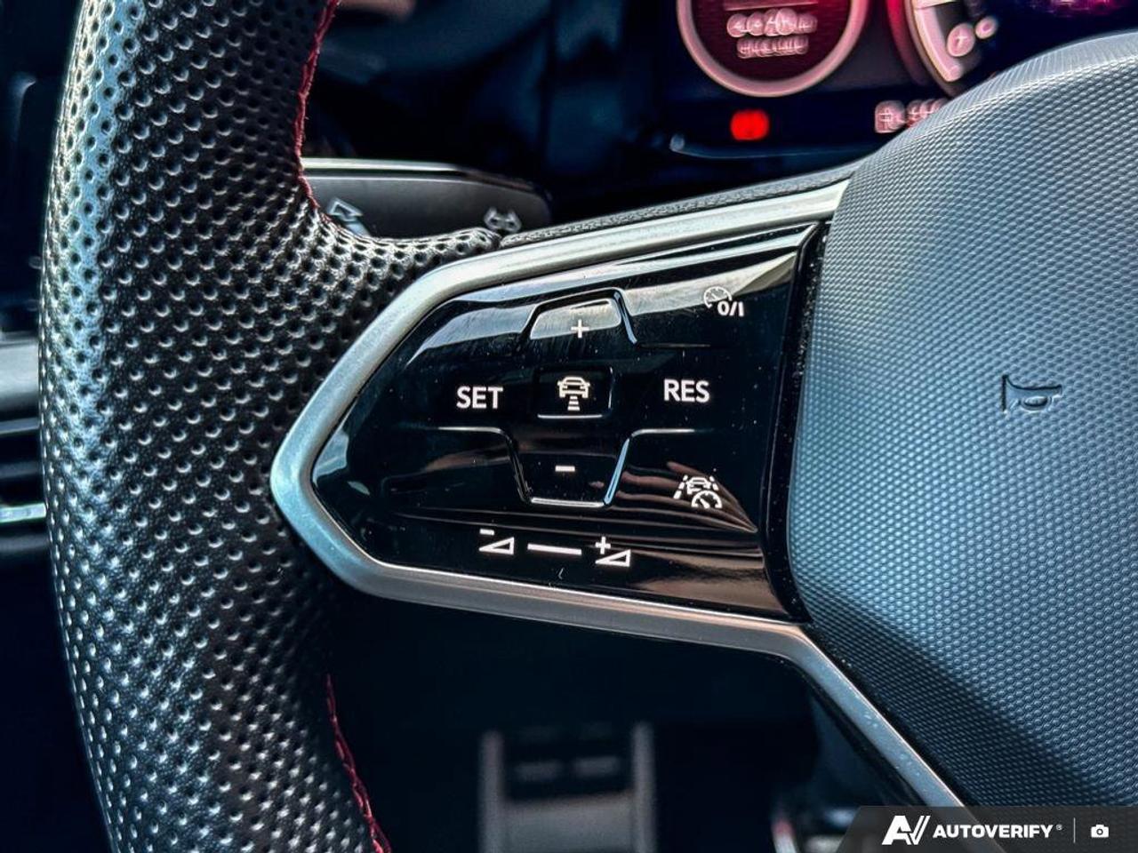 2024 Volkswagen Golf GTI 380 Autobahn   GTI   MANUAL   SUNROOF Photo