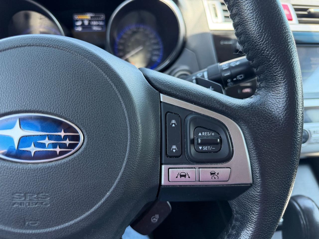 2017 Subaru Outback LIMITED Photo