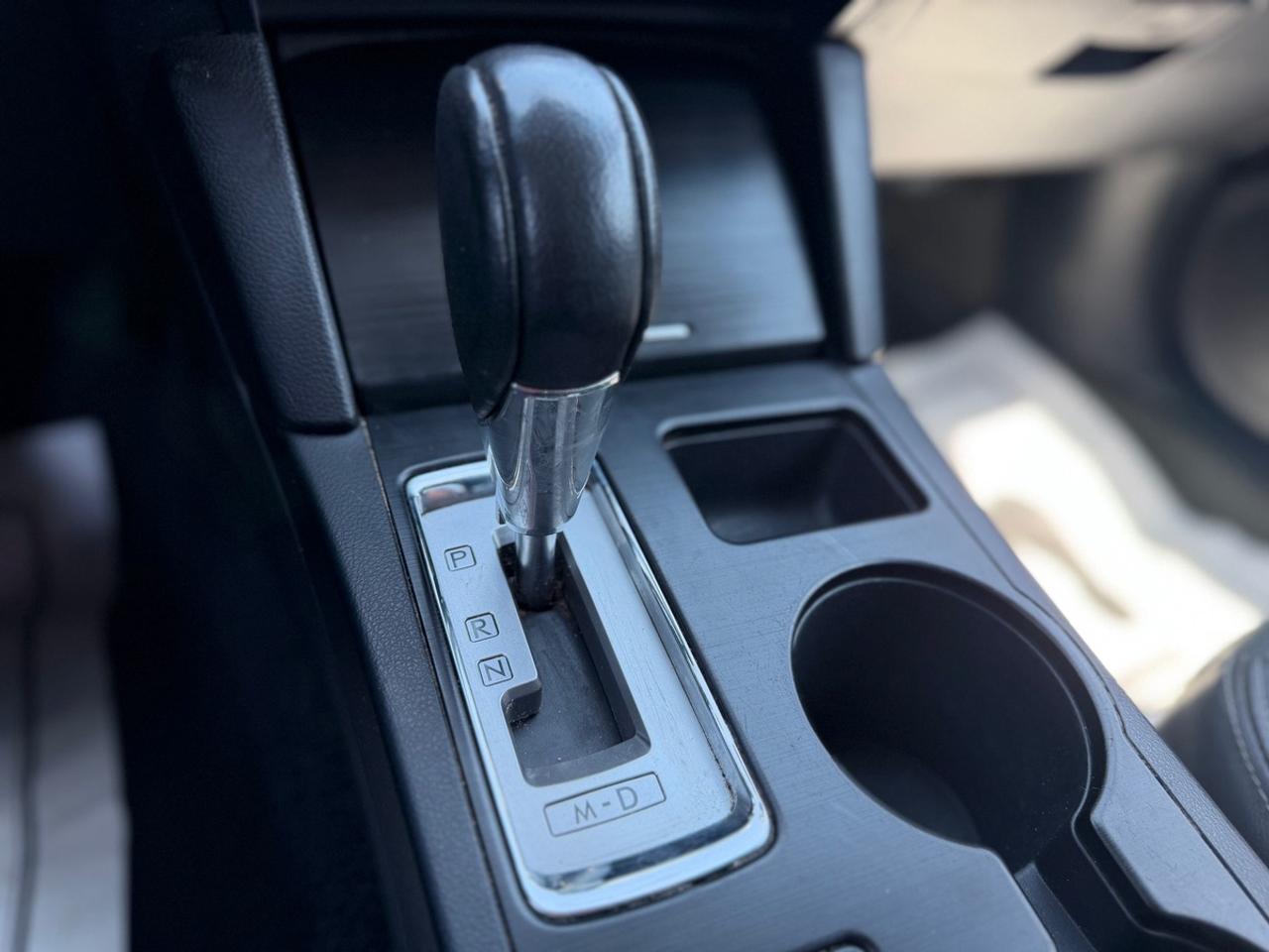 2017 Subaru Outback LIMITED Photo