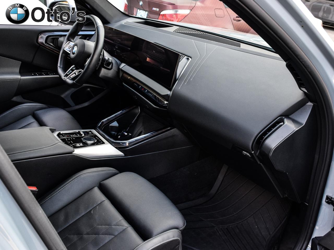 2025 BMW X3 30 xDrive (53GP) Photo