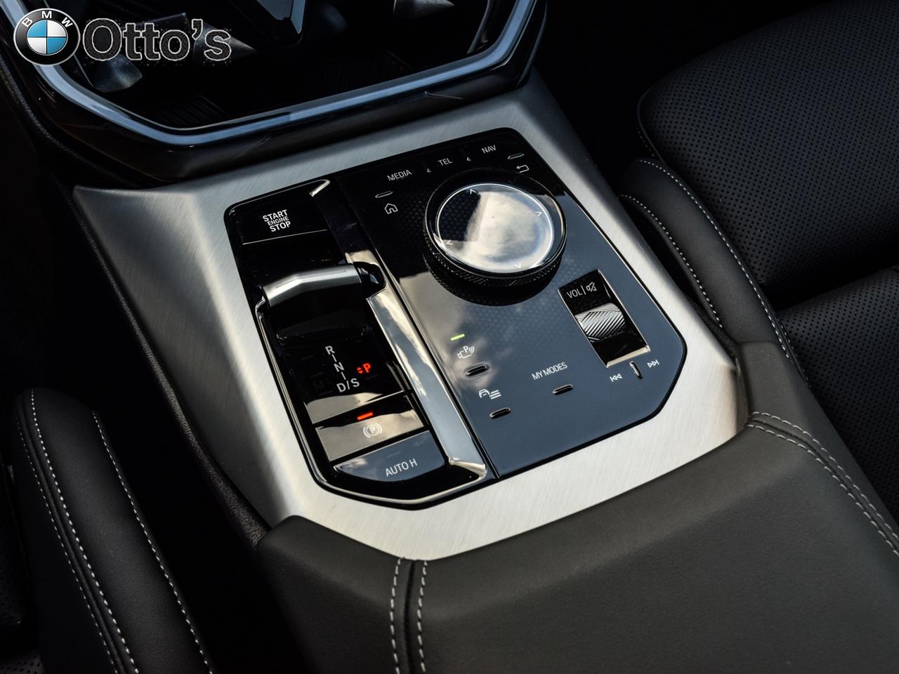 2025 BMW X3 30 xDrive (53GP) Photo