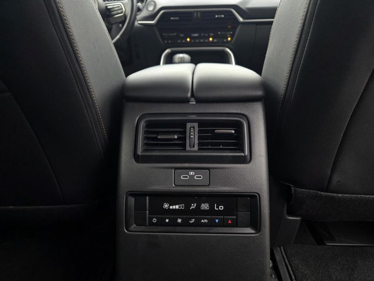 2024 Mazda CX-90 MHEV MILD HEV AWD 1 OWNER Photo