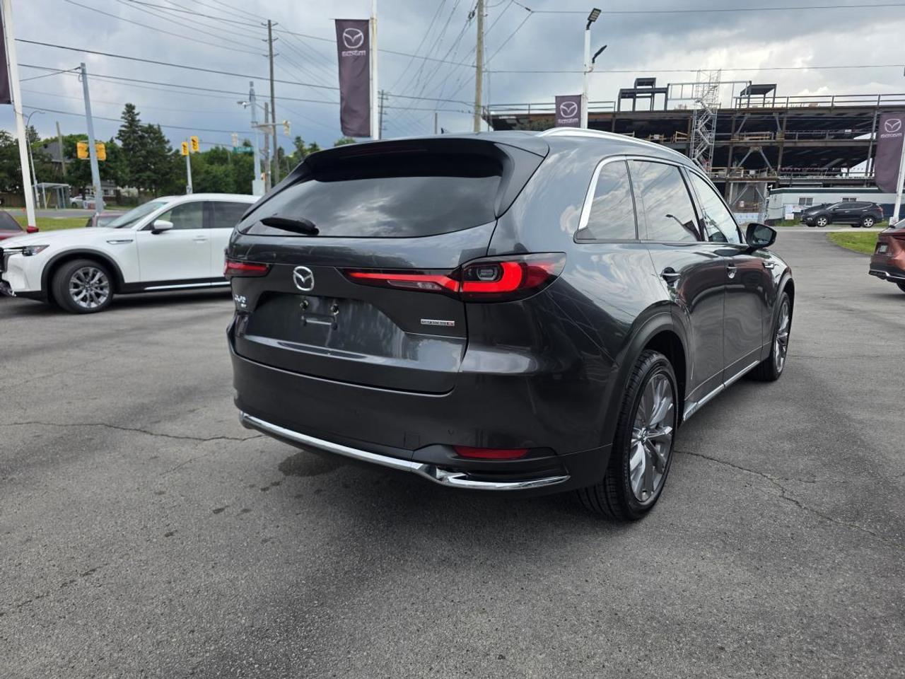 2024 Mazda CX-90 MHEV MILD HEV 7 SEATS GTP NEW TIRES CLEAN CARFAX Photo3