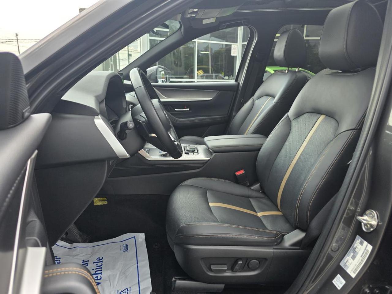2024 Mazda CX-90 MHEV MILD HEV 7 SEATS GTP NEW TIRES CLEAN CARFAX Photo