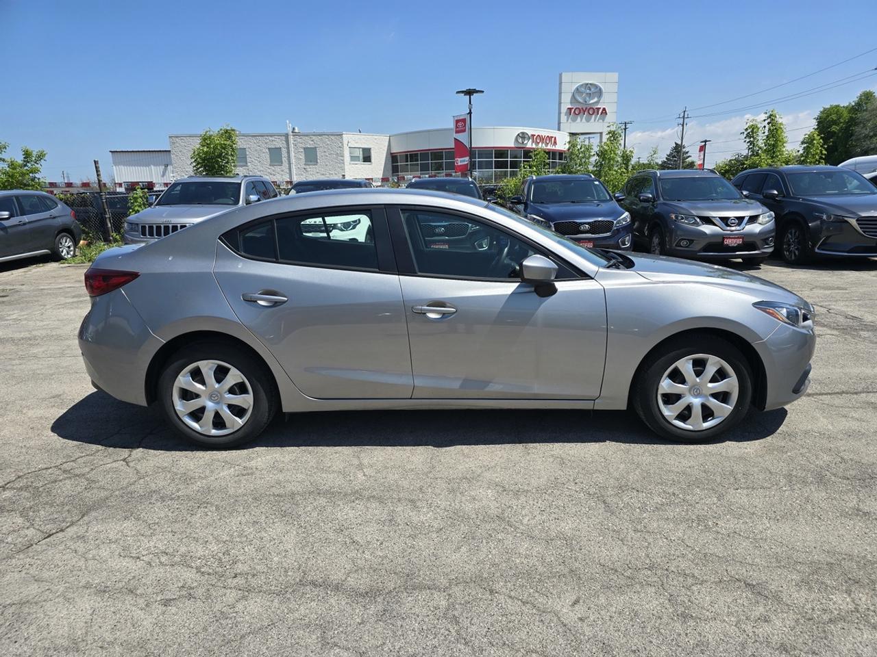 2016 Mazda MAZDA3 I Sport Photo