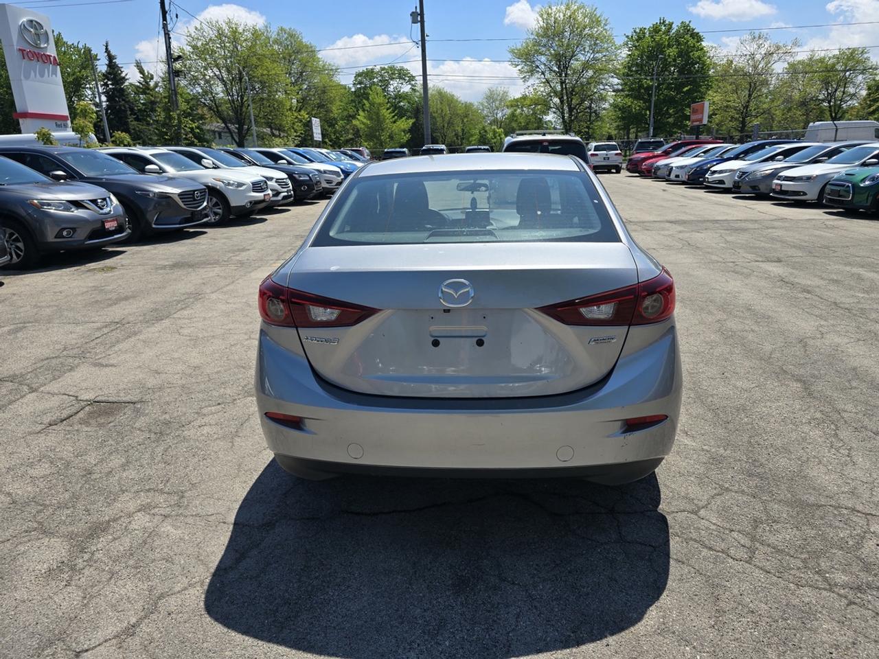2016 Mazda MAZDA3 I Sport Photo