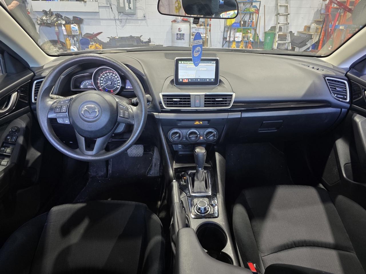 2016 Mazda MAZDA3 I Sport Photo