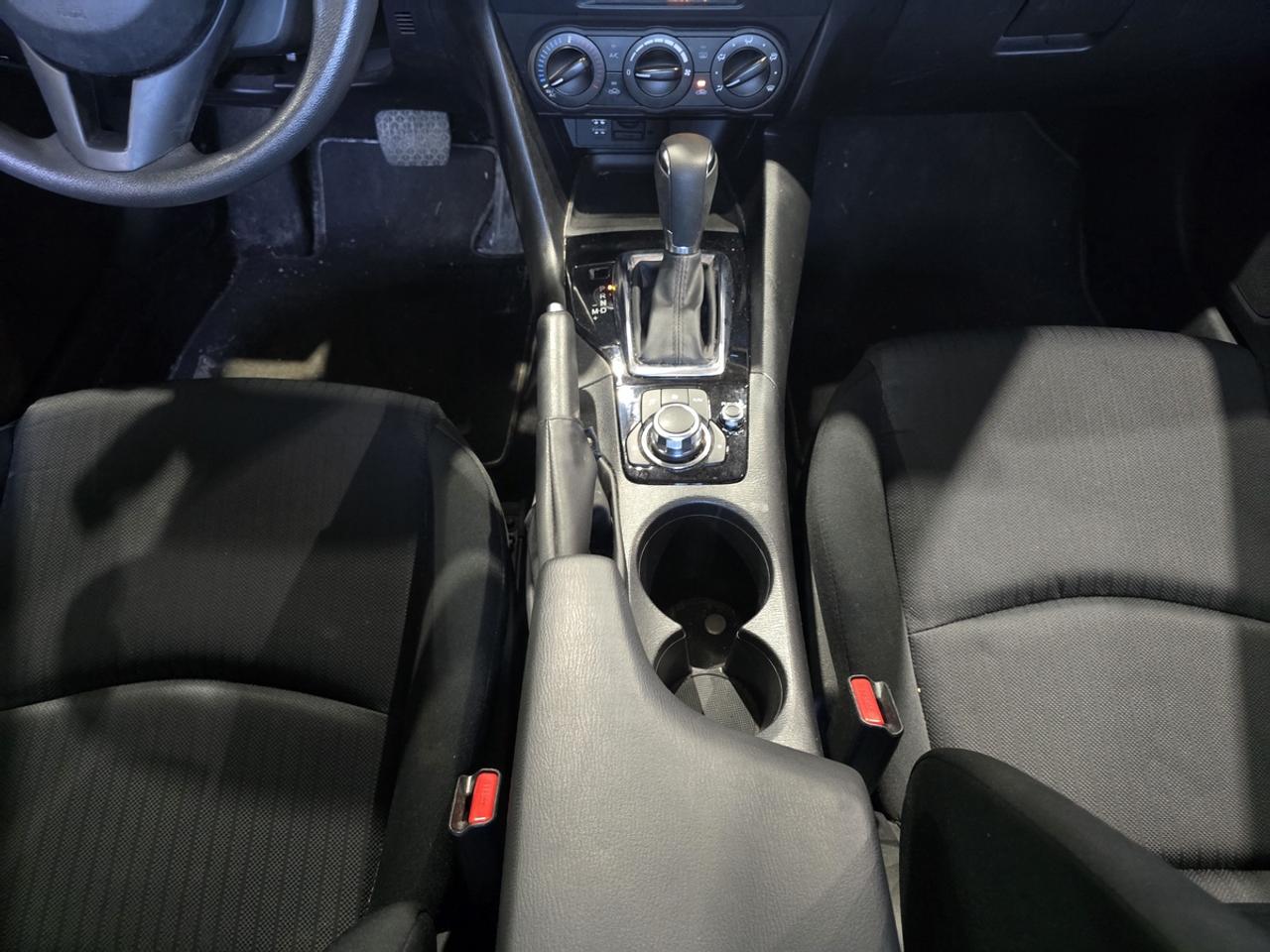 2016 Mazda MAZDA3 I Sport Photo