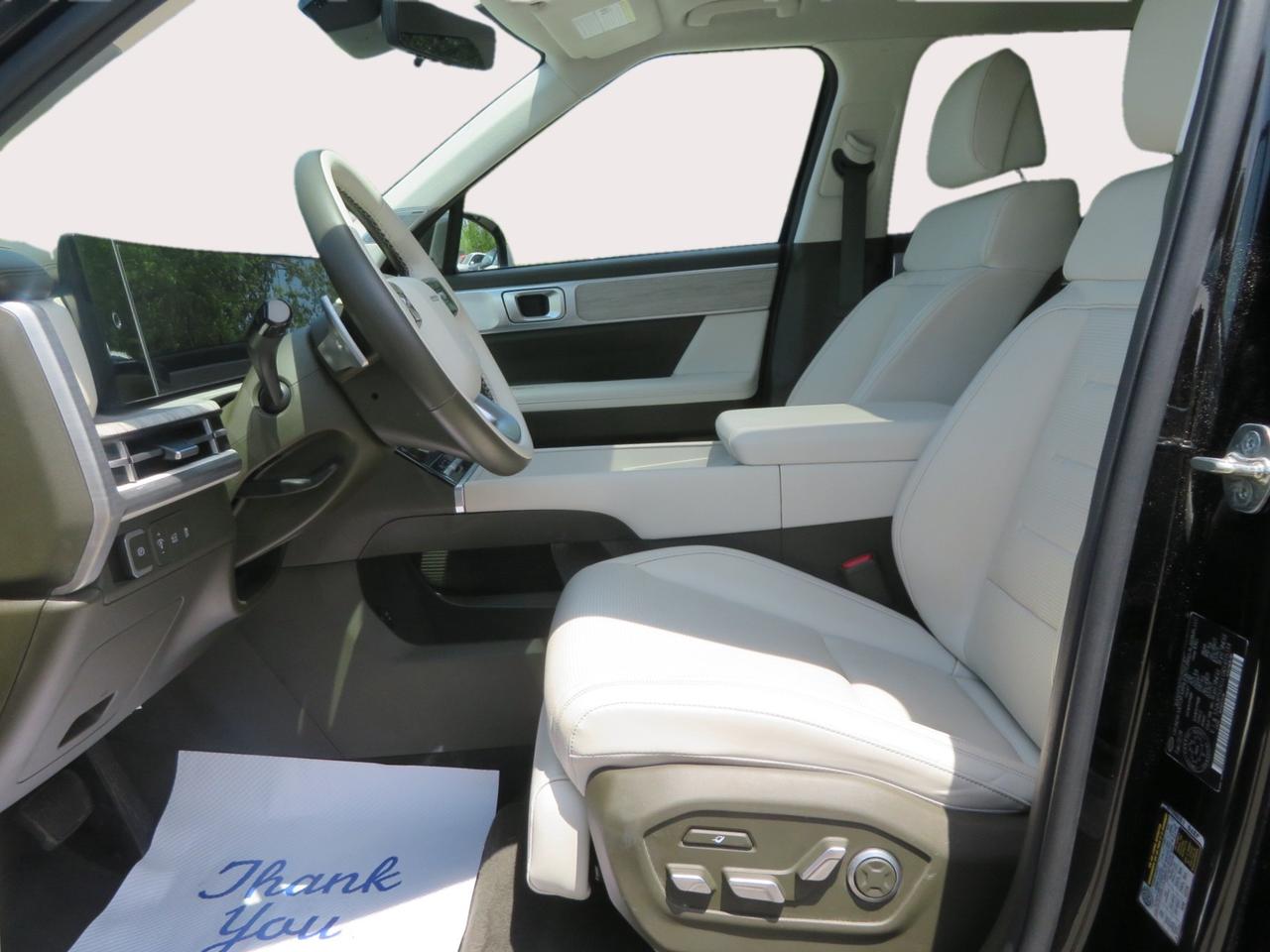 2024 Hyundai Santa Fe Ultimate Calligraphy AWD w/Beige Interior Photo
