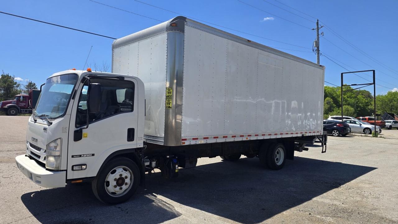2020 Isuzu NRR NRR - 22Ft Box - 102Wx92H - Lift Gate - Diesel Photo