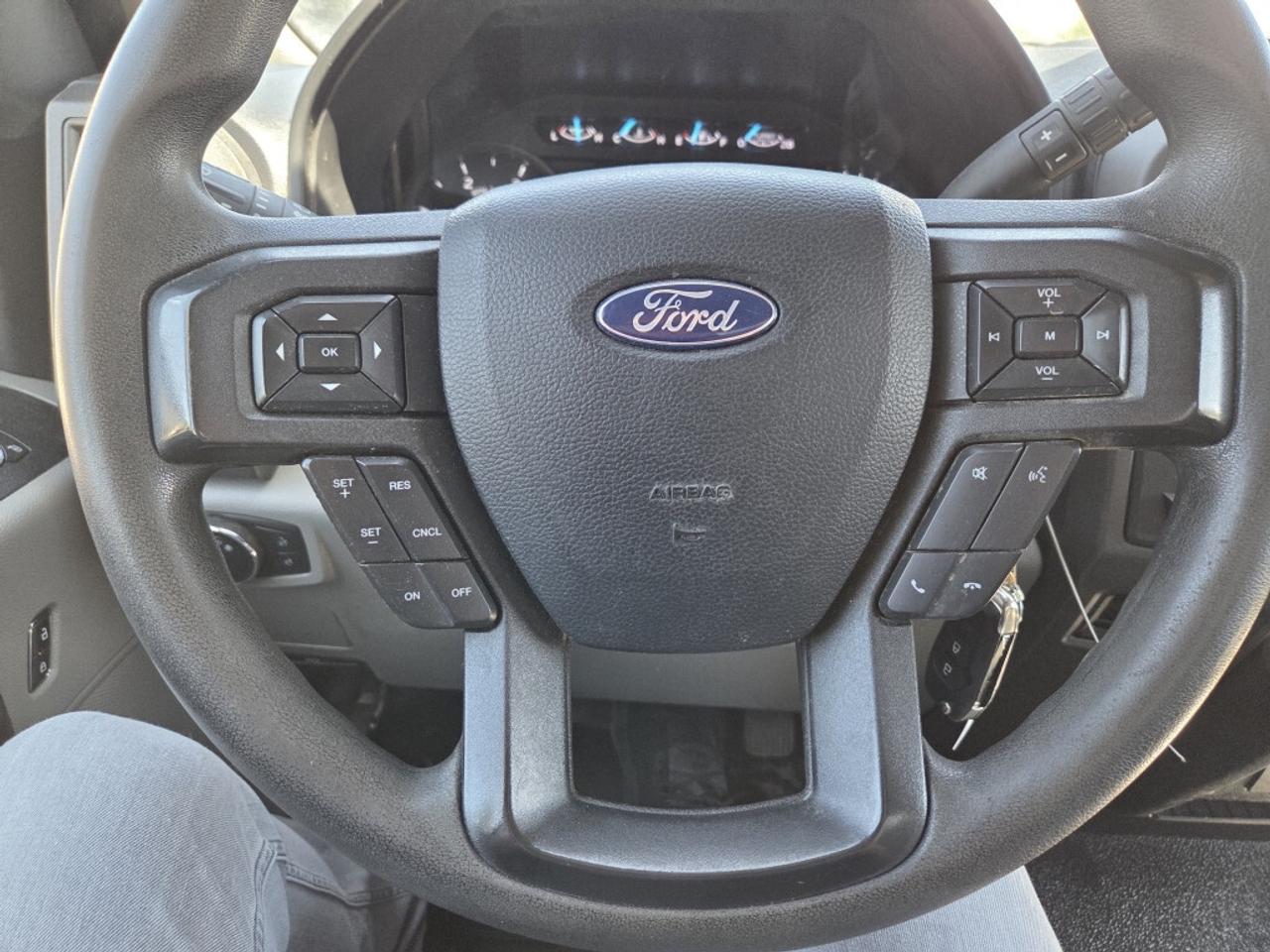 2020 Ford F-450 XLT - 6.7L V8 Diesel - 16Ft Box Photo