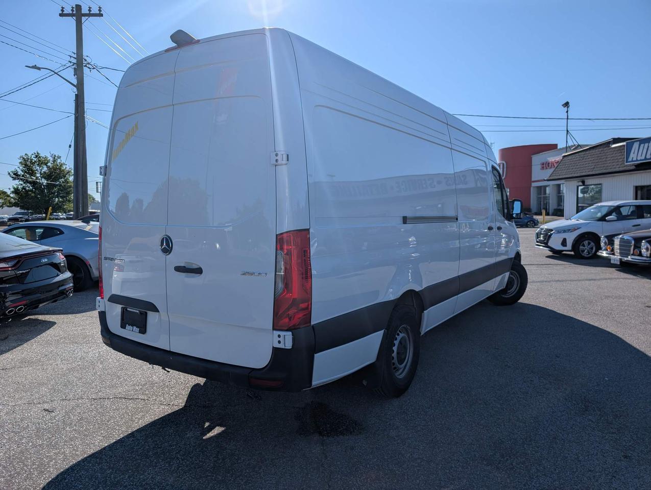 2025 Mercedes-Benz Sprinter 2500 High Roof 4-Cyl Diesel Sprinter 2500 Cargo Van 170 in. WB Rear-Wheel Drive Photo