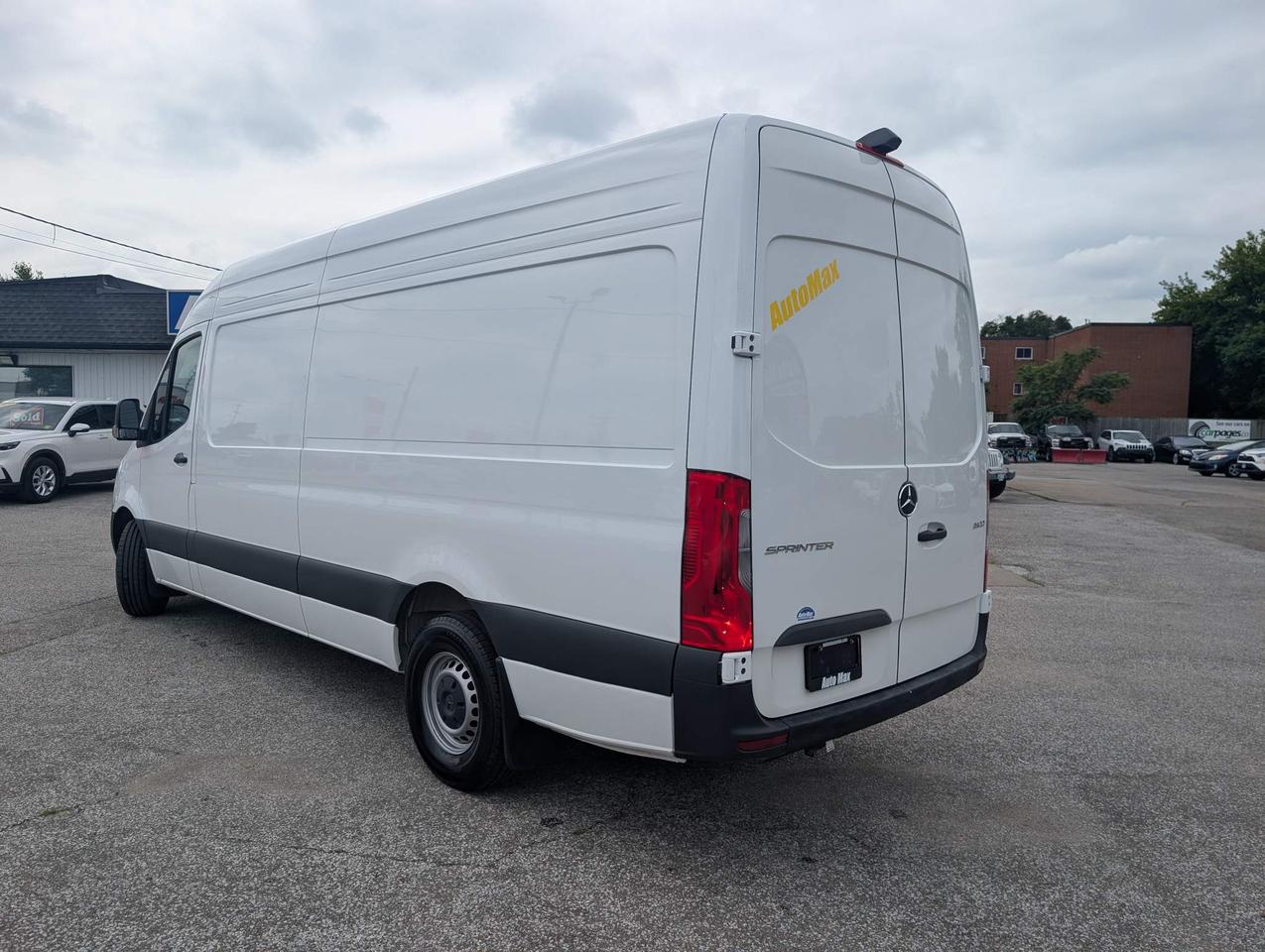 2025 Mercedes-Benz Sprinter 2500 High Roof 4-Cyl Diesel Sprinter 2500 Cargo Van 170 in. WB Rear-Wheel Drive Photo