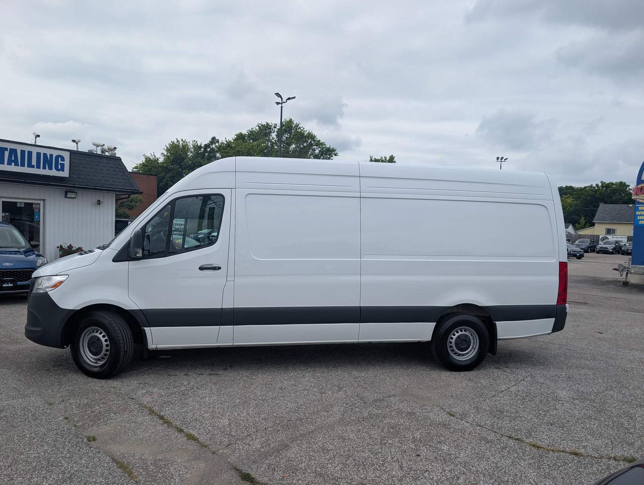 2025 Mercedes-Benz Sprinter 2500 High Roof 4-Cyl Diesel Sprinter 2500 Cargo Van 170 in. WB Rear-Wheel Drive Photo