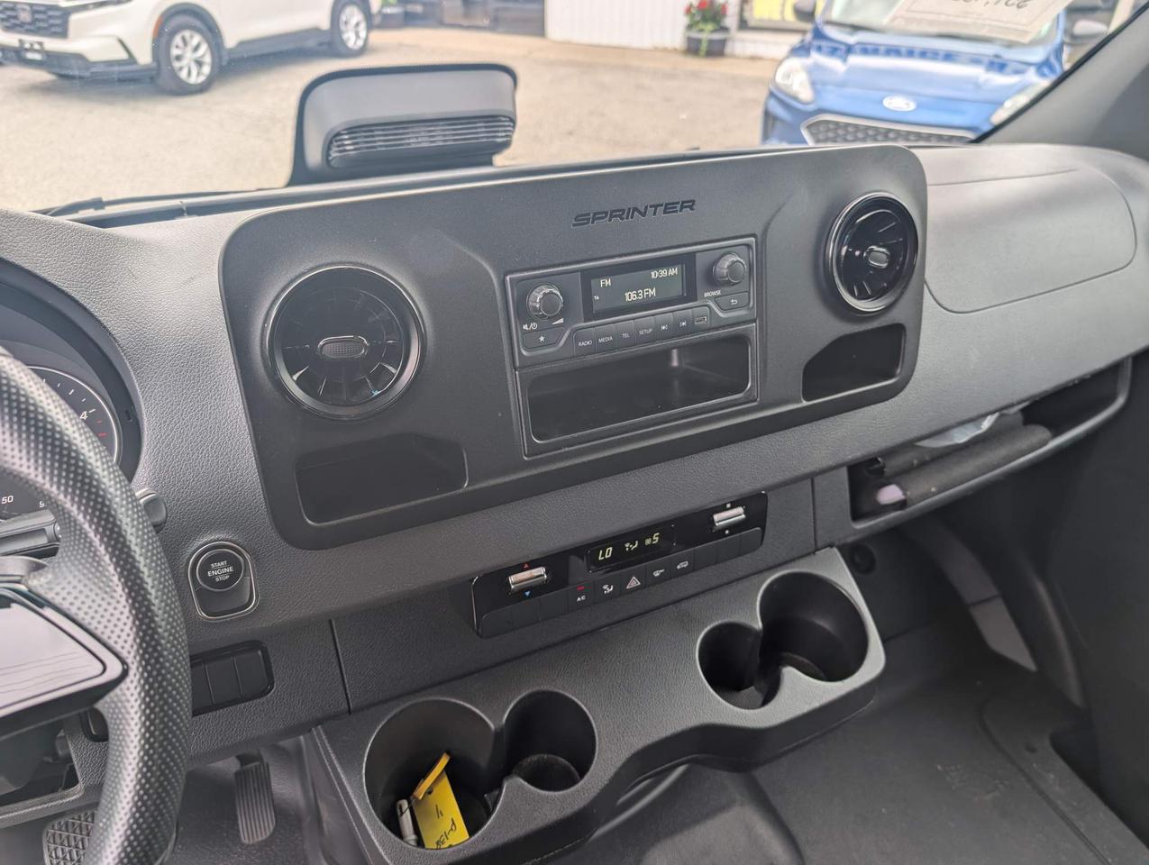 2025 Mercedes-Benz Sprinter 2500 High Roof 4-Cyl Diesel Sprinter 2500 Cargo Van 170 in. WB Rear-Wheel Drive Photo
