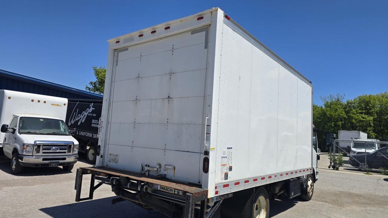 2020 Isuzu NRR NRR - 16Ft - Diesel - Lift Gate - 16Ft x 96W x 102 Photo