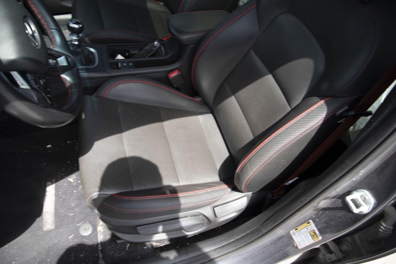 2019 Hyundai Elantra GT N Line Photo