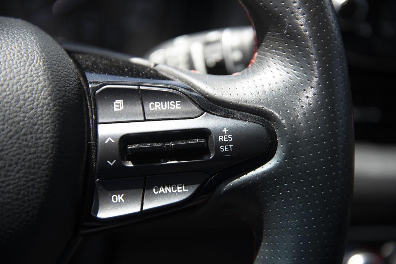 2019 Hyundai Elantra GT N Line Photo