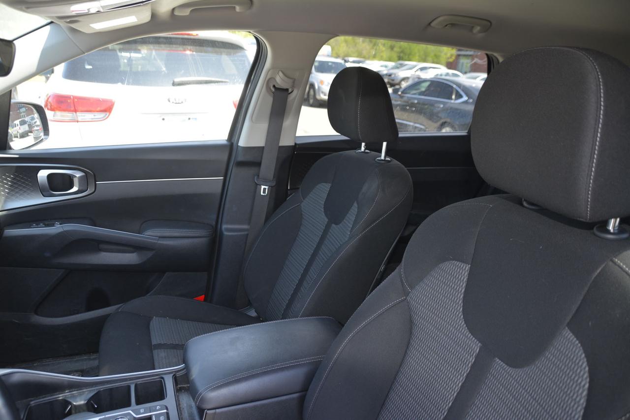 2022 Kia Sorento Hybrid  Photo