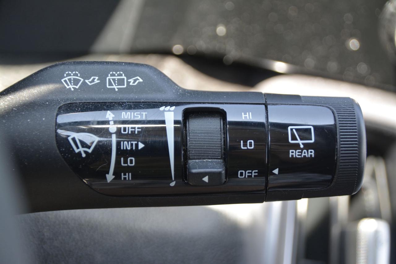 2022 Kia Sorento Hybrid  Photo