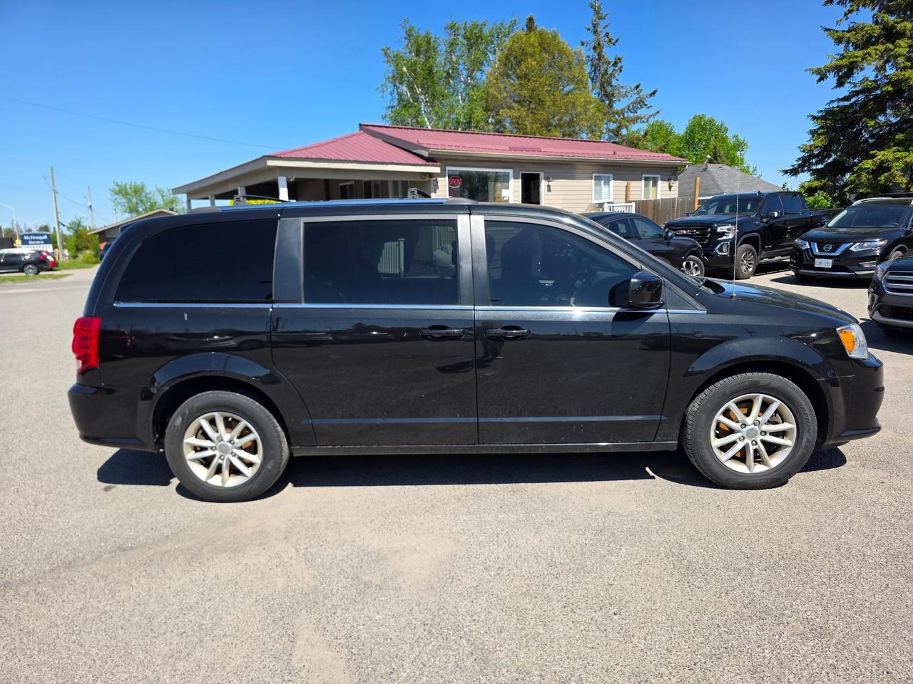 2019 Dodge Grand Caravan CVP/SXT Passenger Van Photo