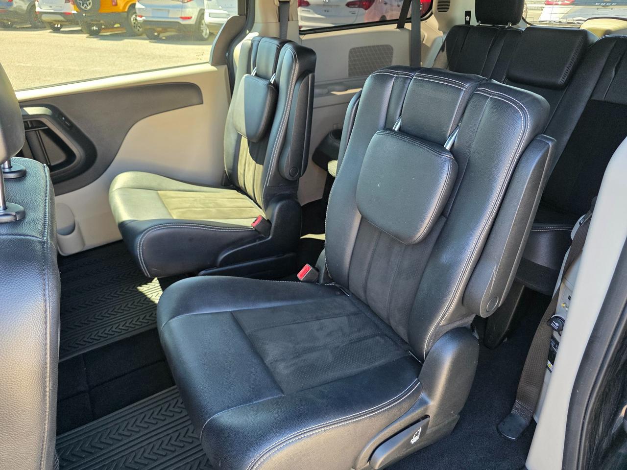 2019 Dodge Grand Caravan CVP/SXT Passenger Van Photo