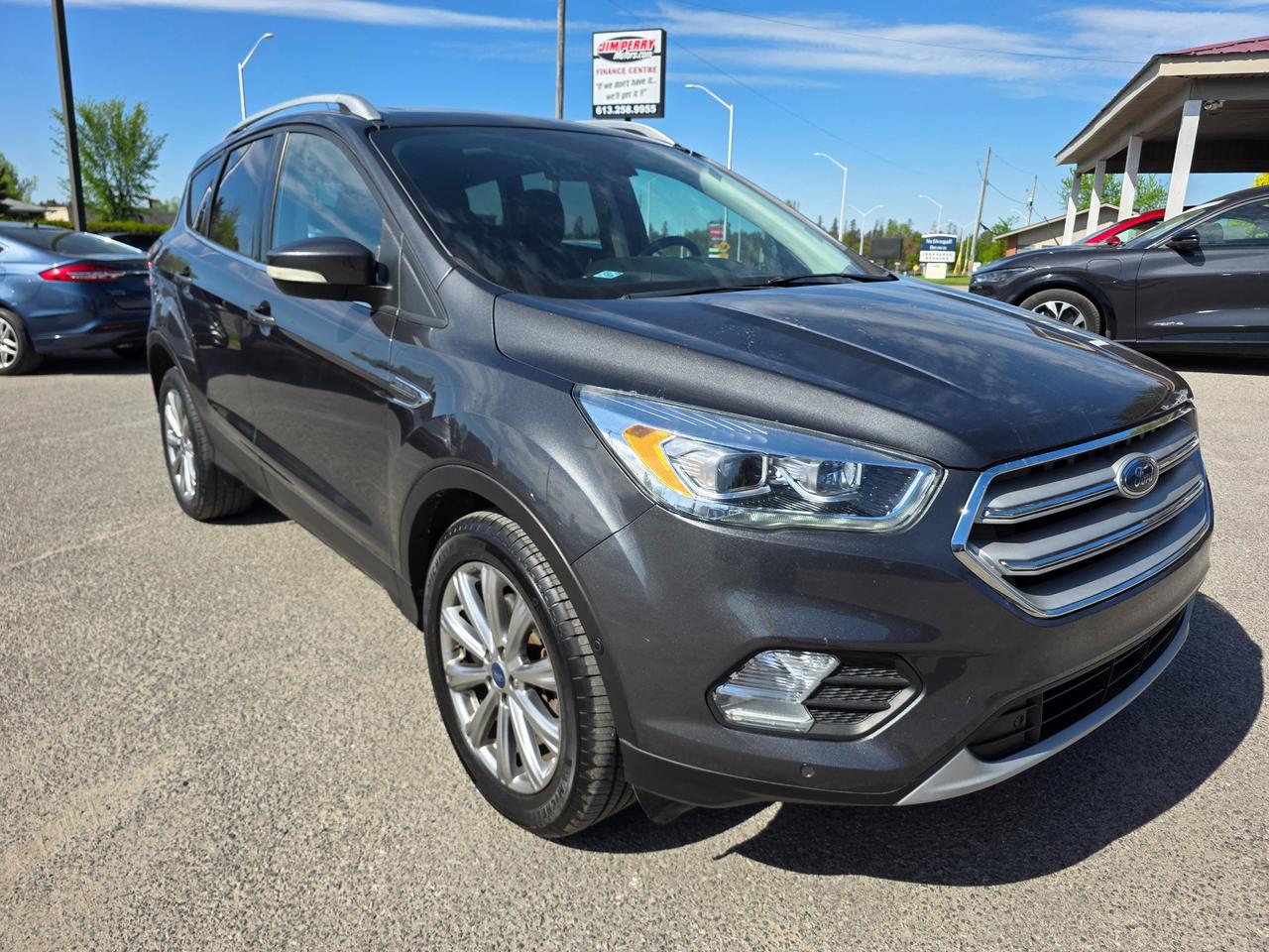 2018 Ford Escape Titanium 4dr 4x4 Photo0
