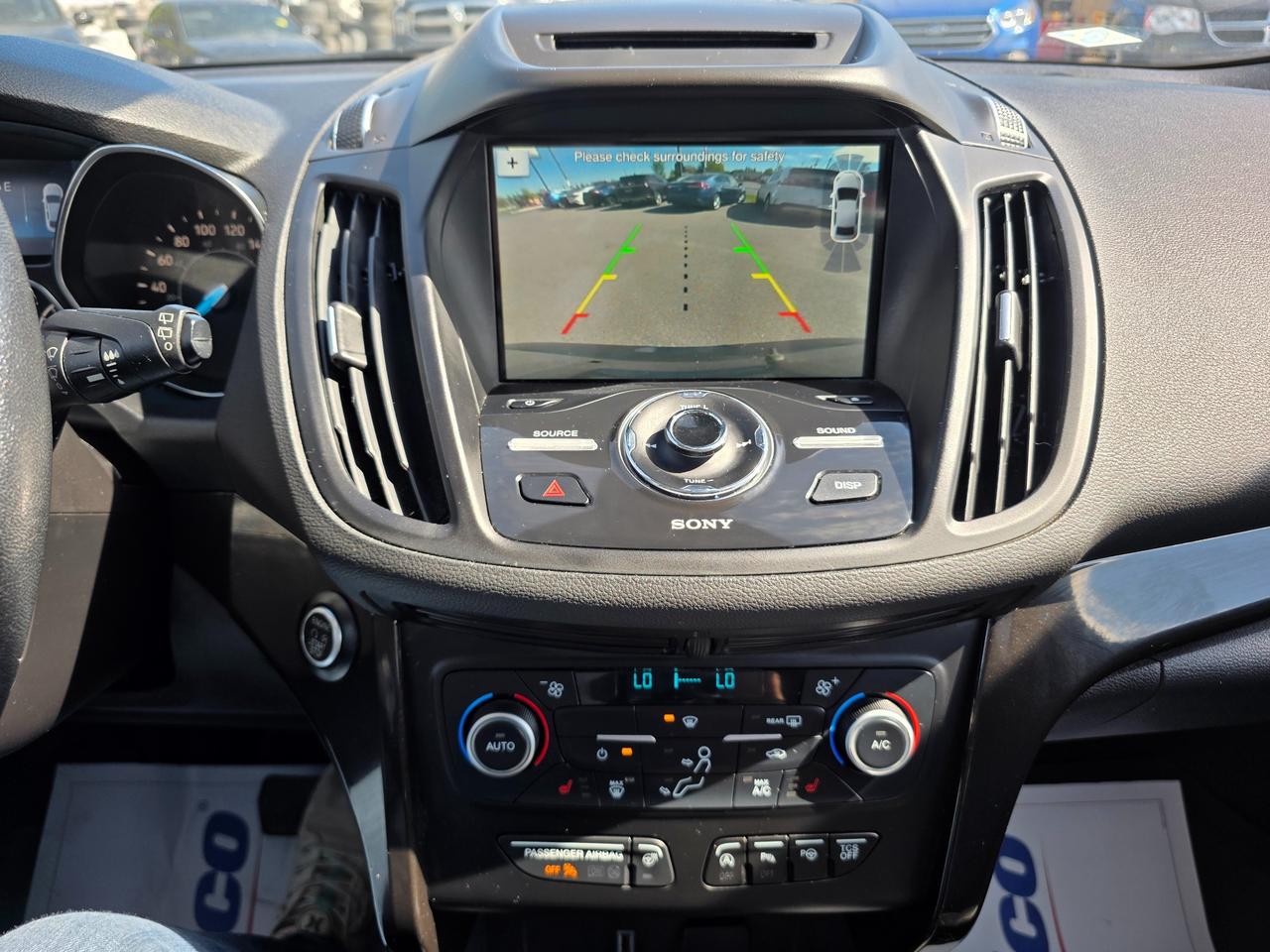 2018 Ford Escape Titanium 4dr 4x4 Photo