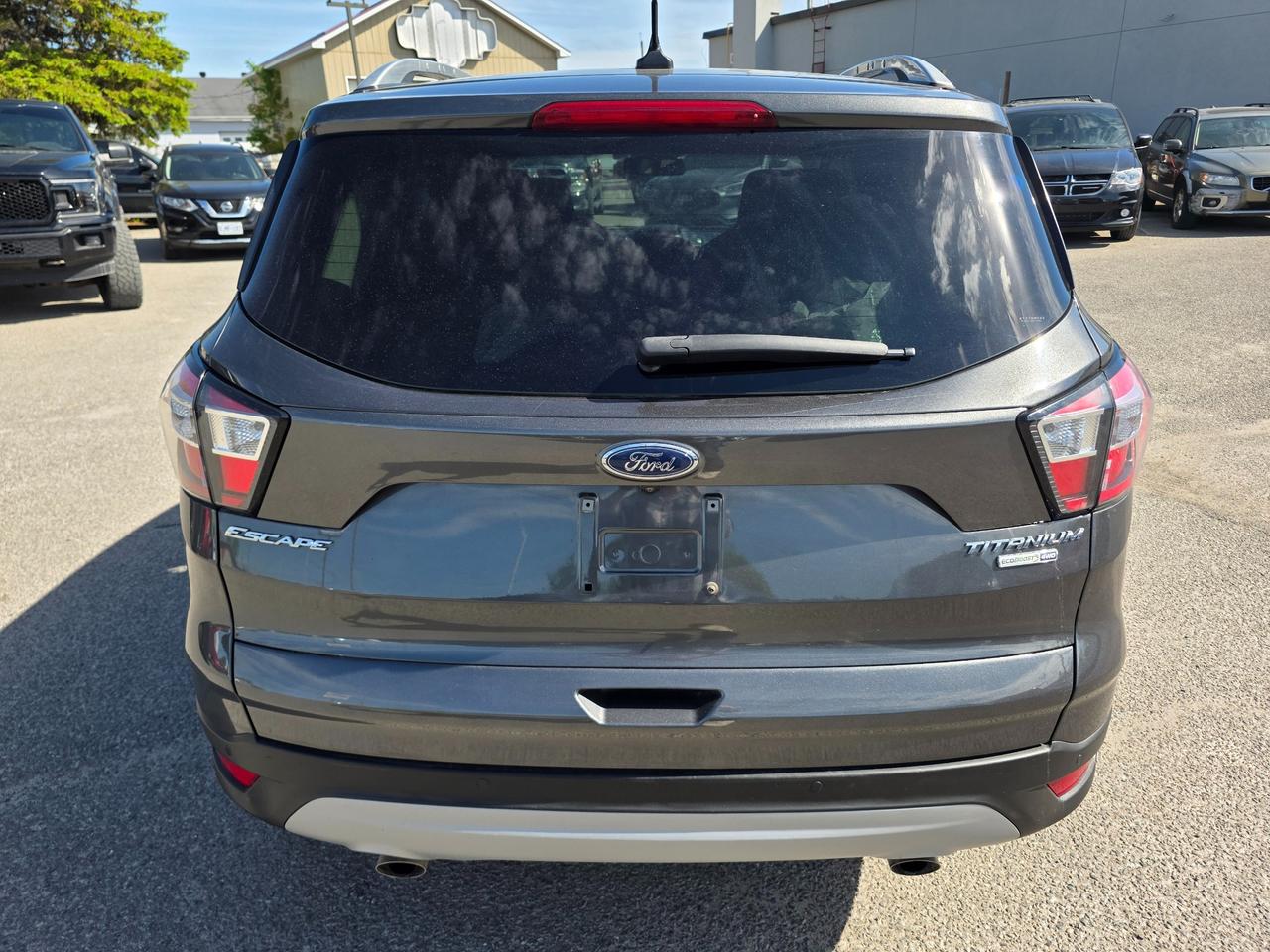 2018 Ford Escape Titanium 4dr 4x4 Photo